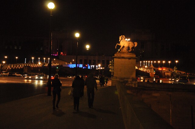 min 2009 12 14 paris night 050